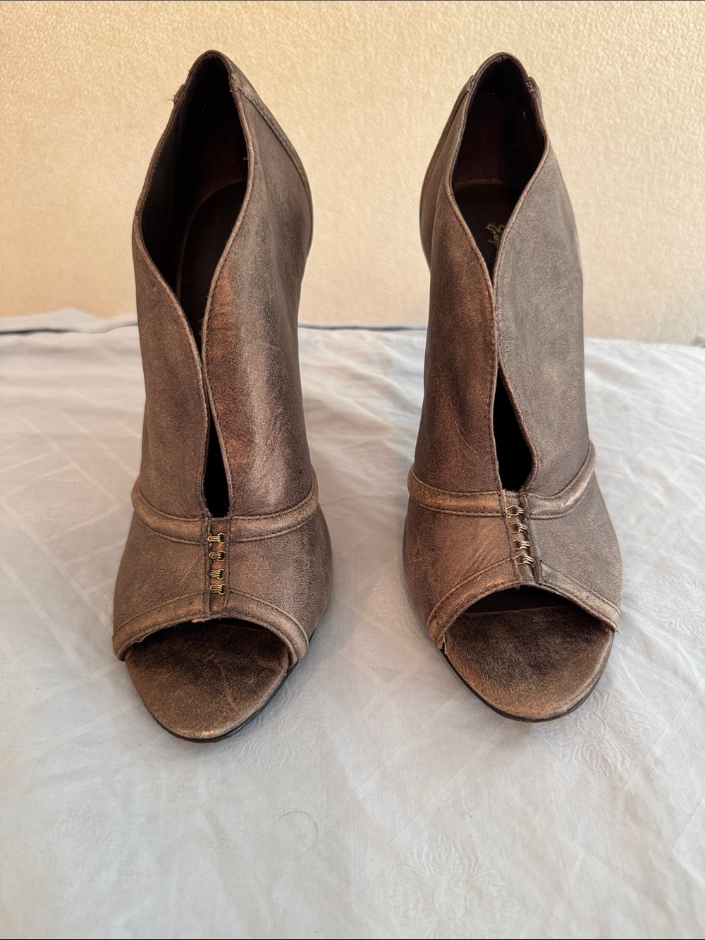 Elizabeth and James Bronze Peep-Toe Bootie - size 9